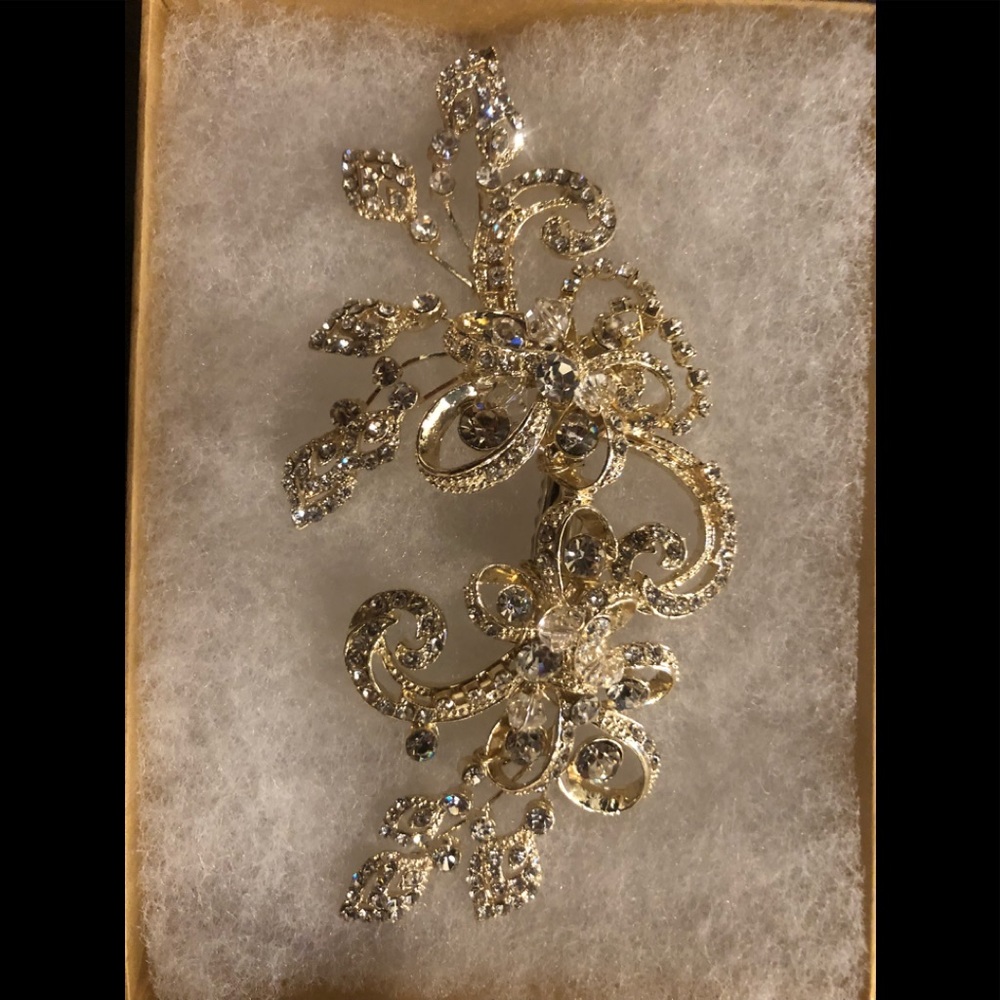 Gold and silver hair clip